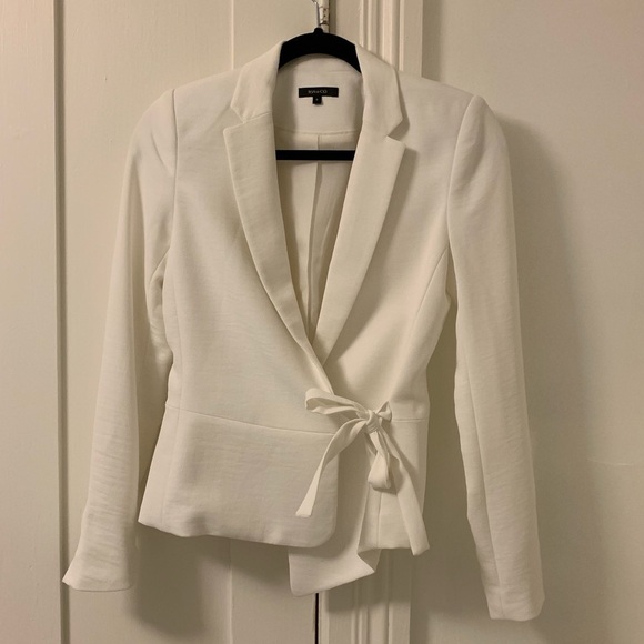 White Asymmetrical Tie Jacket - Picture 4 of 5